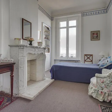 Apartment Pour 5 A Avec Parking Securise - Fr-1-474-10
