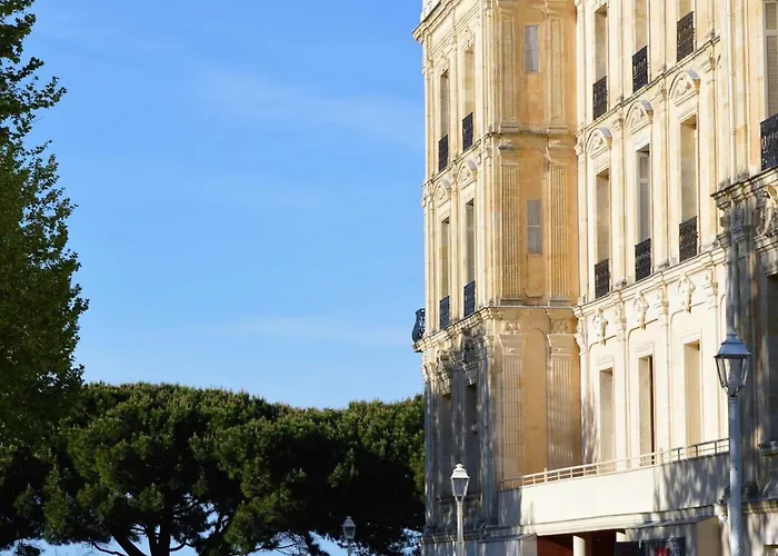 Pour 5 A Avec Parking Securise - Fr-1-474-10